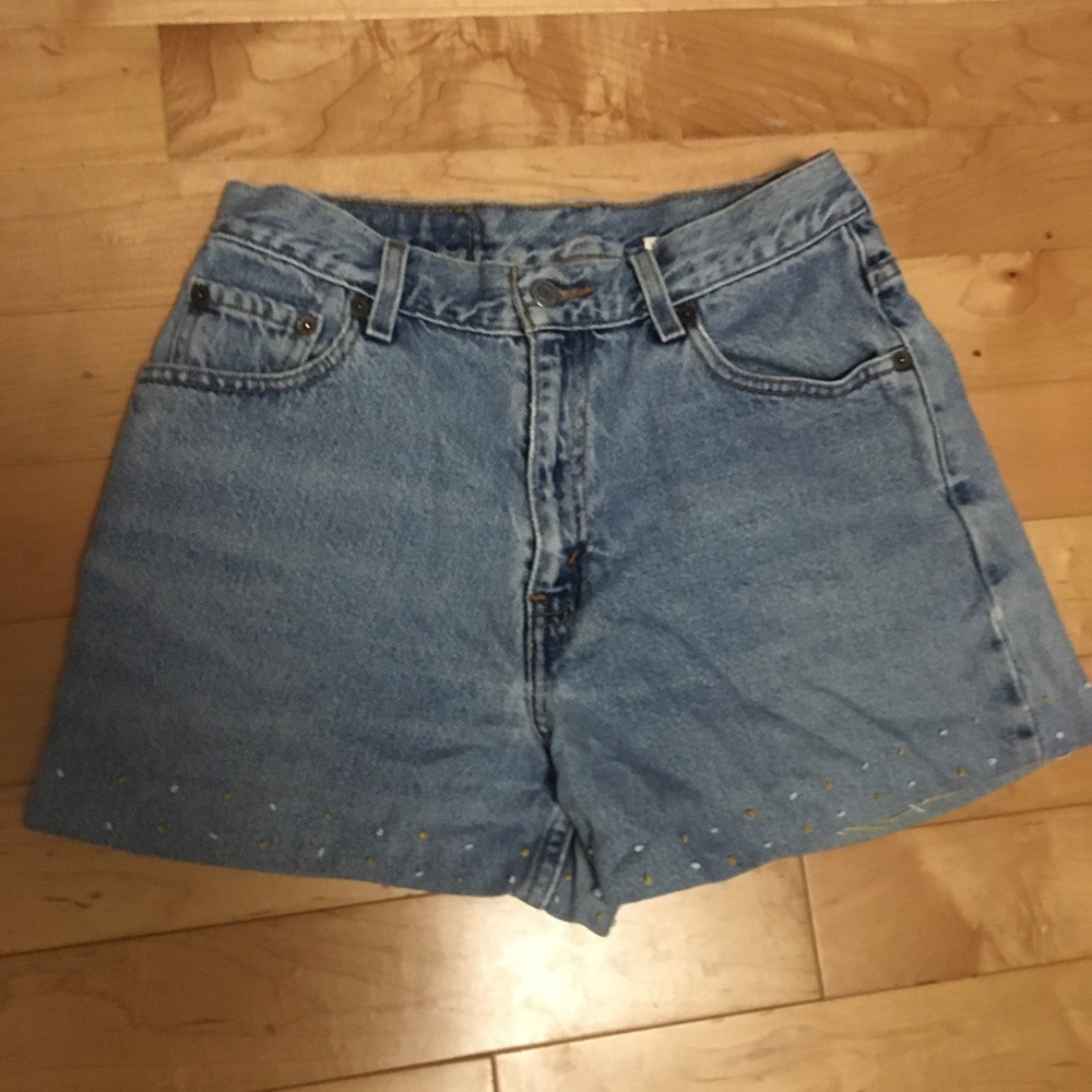 Levis Mom Jean Shorts Size 6